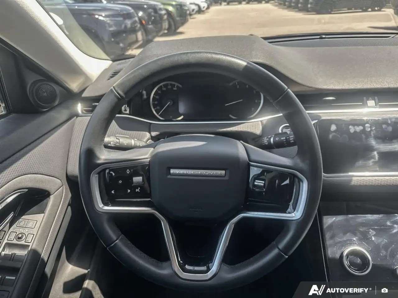 Land Rover Range Rover Evoque photo Land Rover Range Rover Evoque