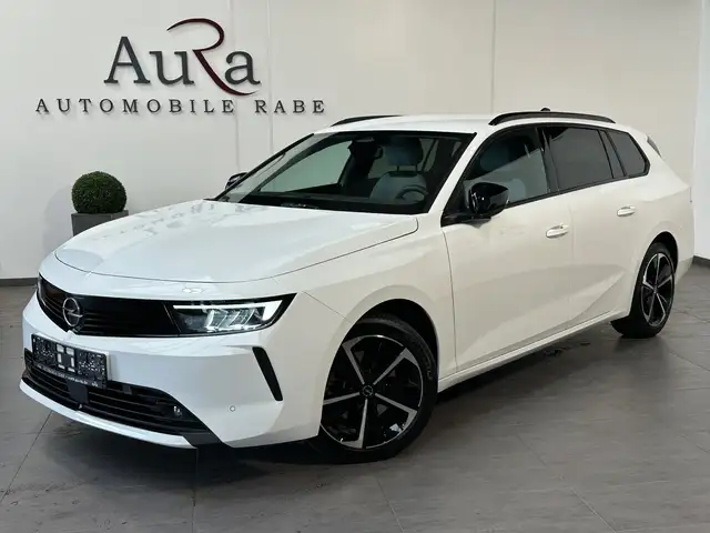 Opel Astra main image