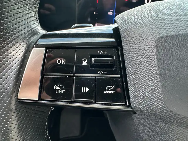 Opel Astra view 11