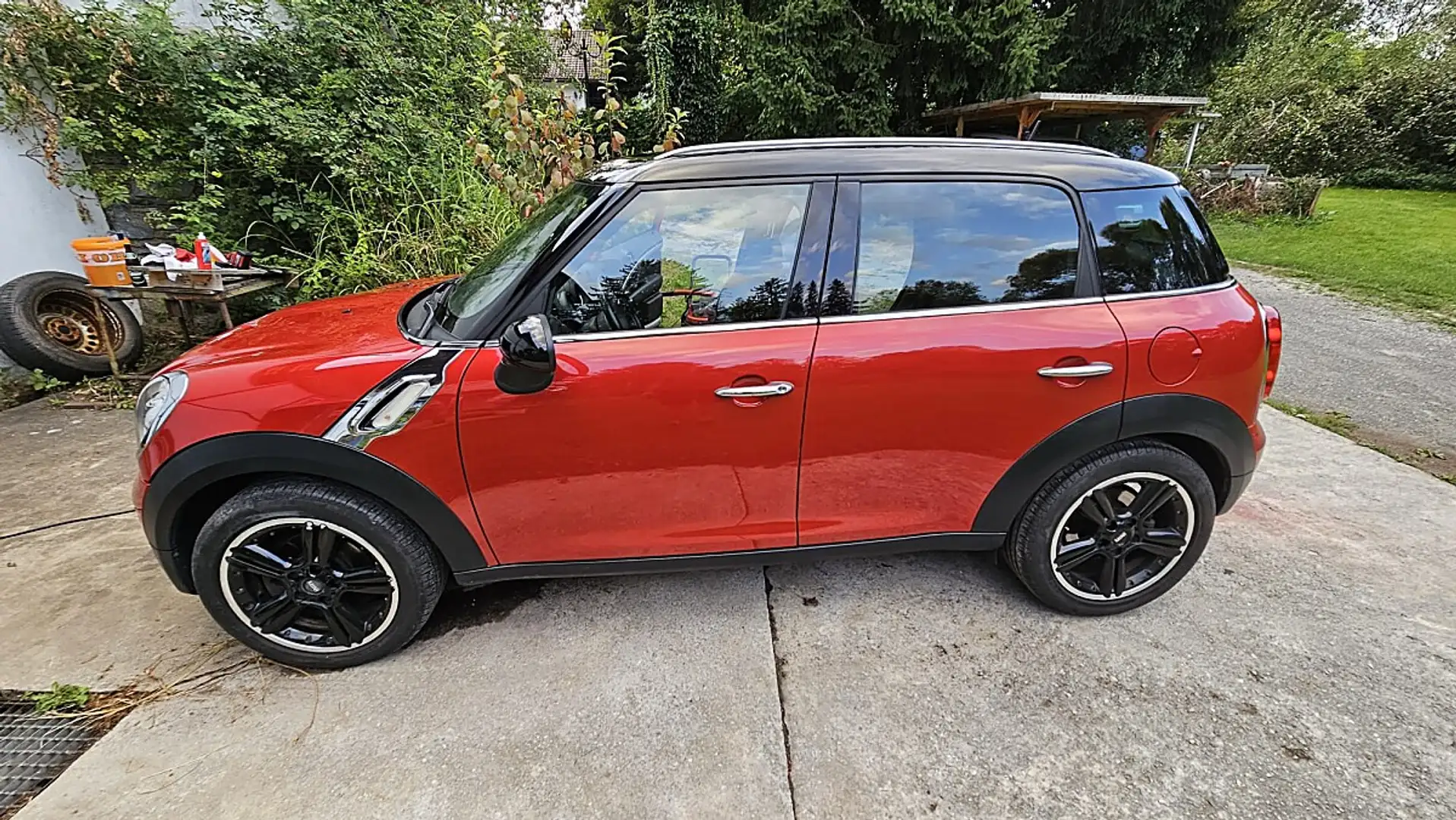 MINI Cooper Countryman MINI Countryman COOPER 1,6, Pickerl u Service Neu Rot - 2