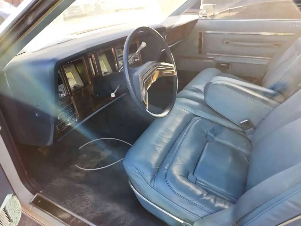 Lincoln Continental Mark V, foto 5