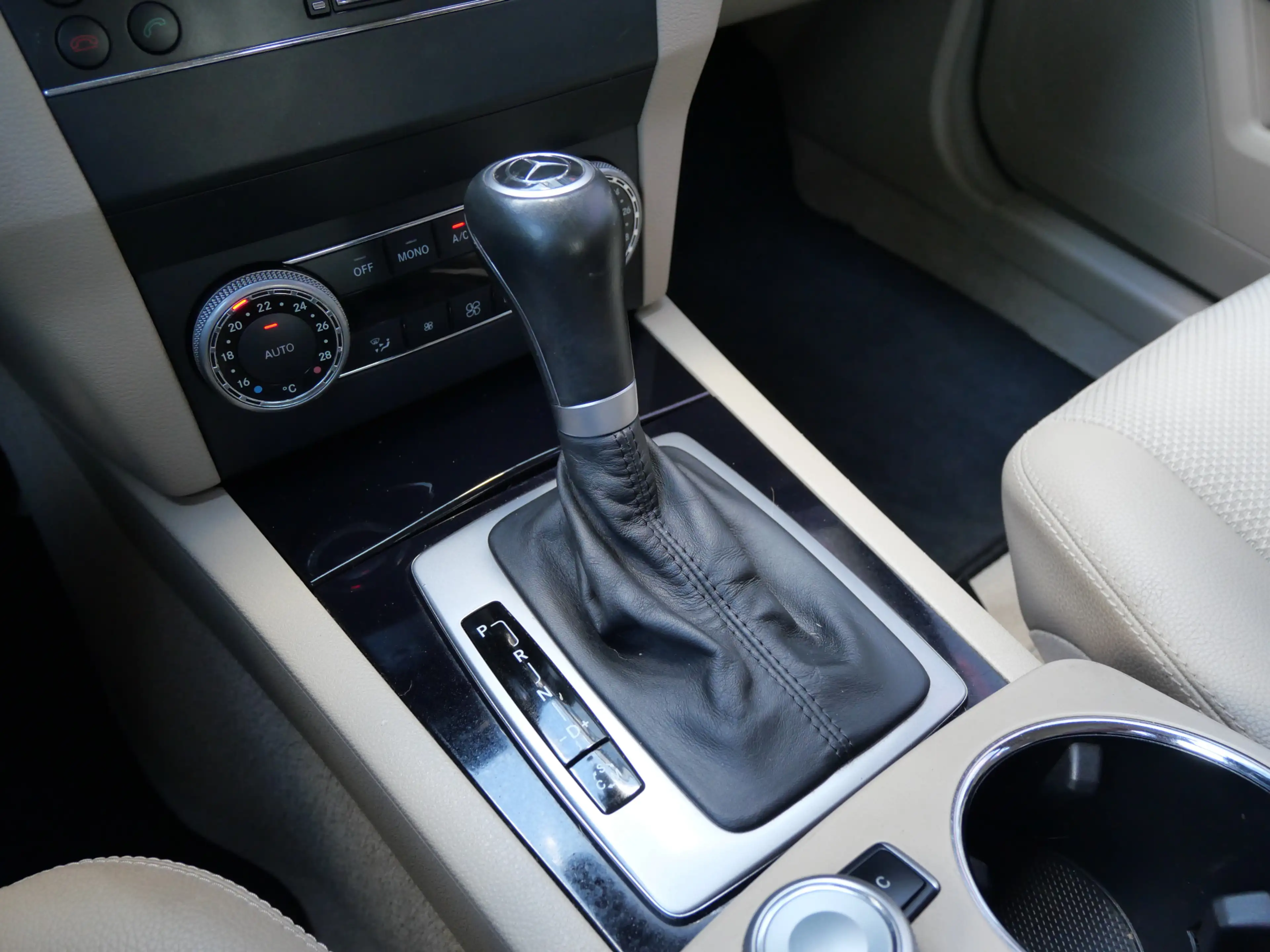 Mercedes-Benz GLK 350 4-MATIC | YOUNGTIMER | DEALER ONDERHOUDEN | ALL-SE — photo 15