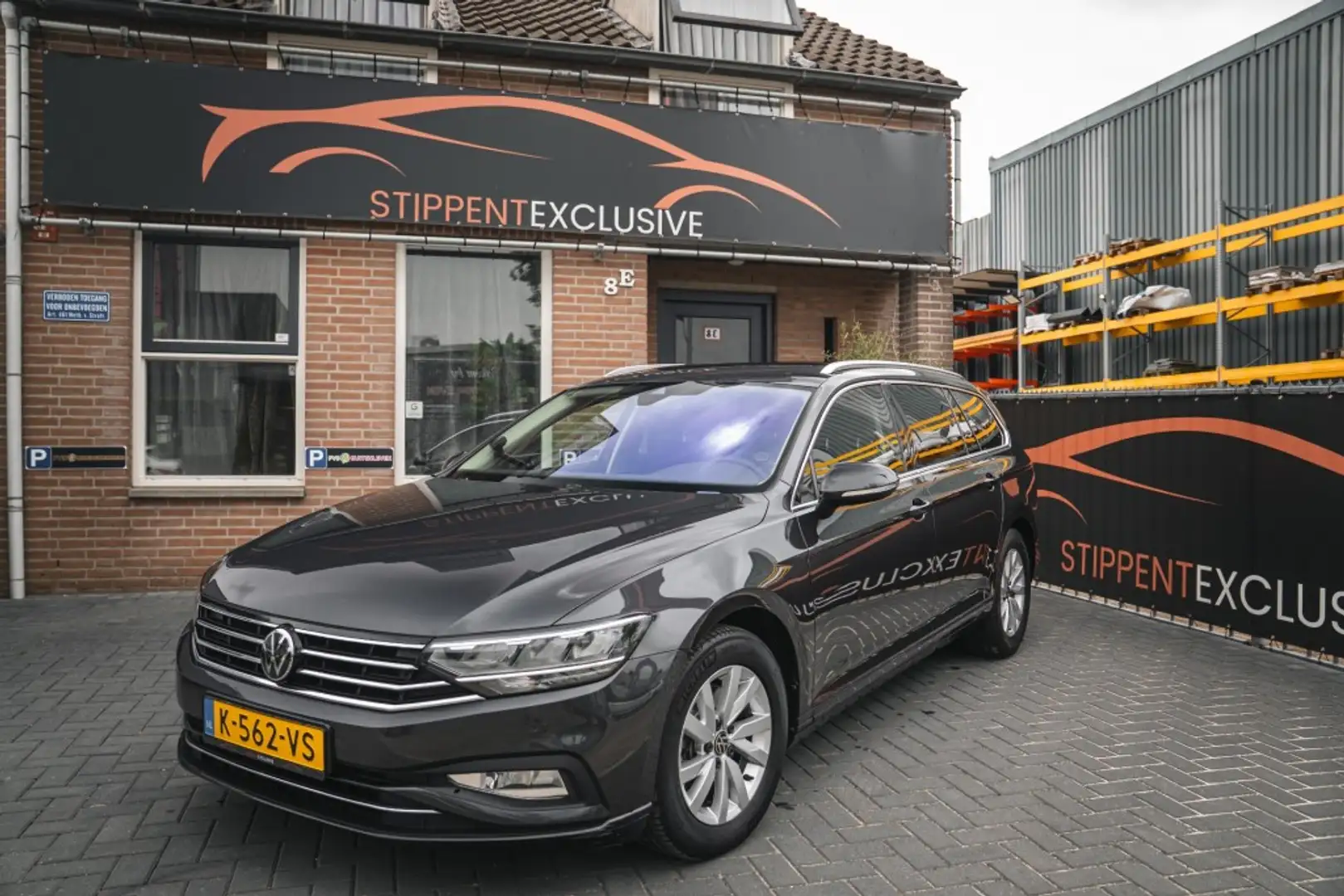 Volkswagen Passat 1.5 TSI COMFORT BNS. Grau - 1