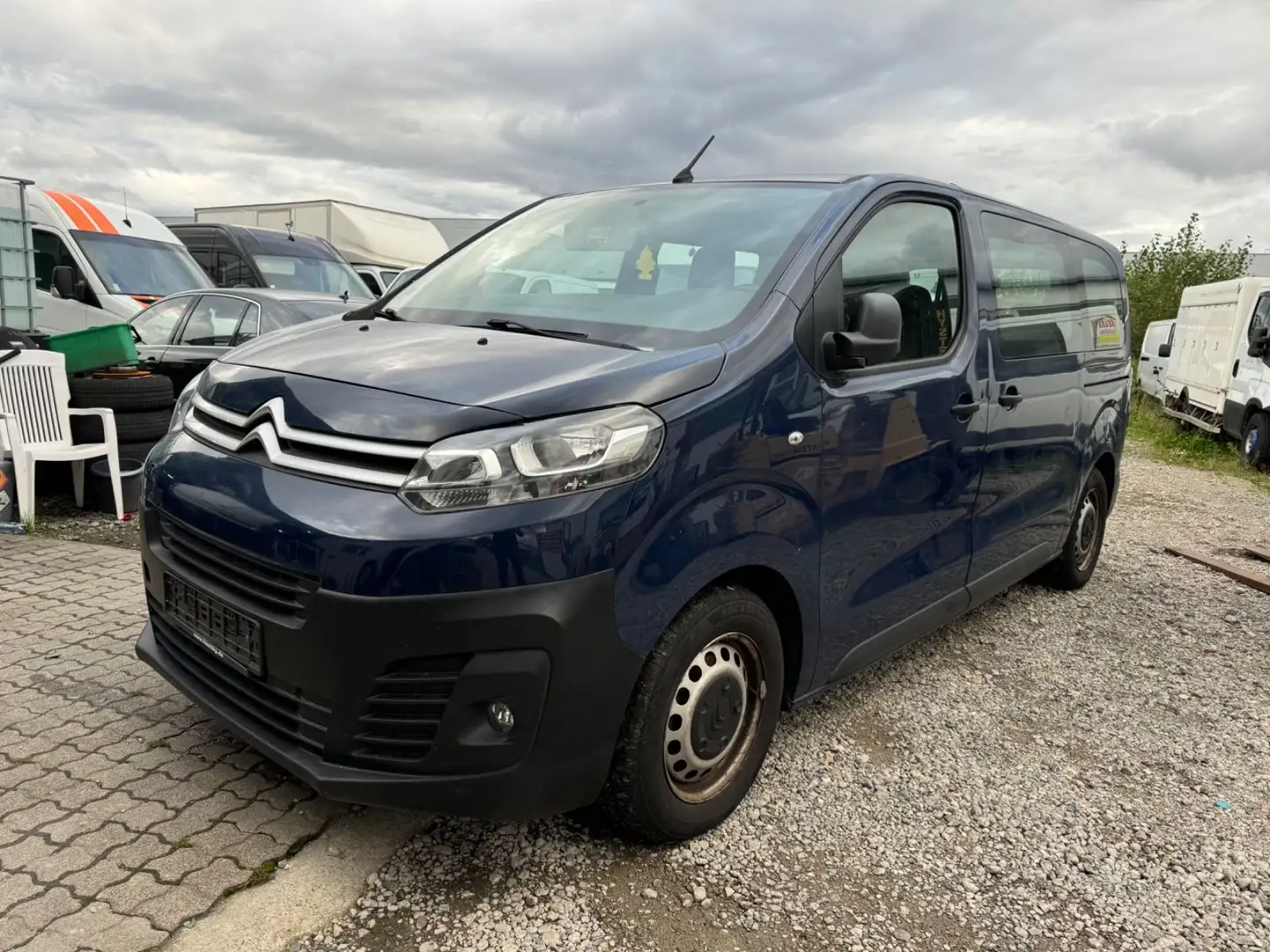 Citroen Jumpy minibus 9 sitze - 1