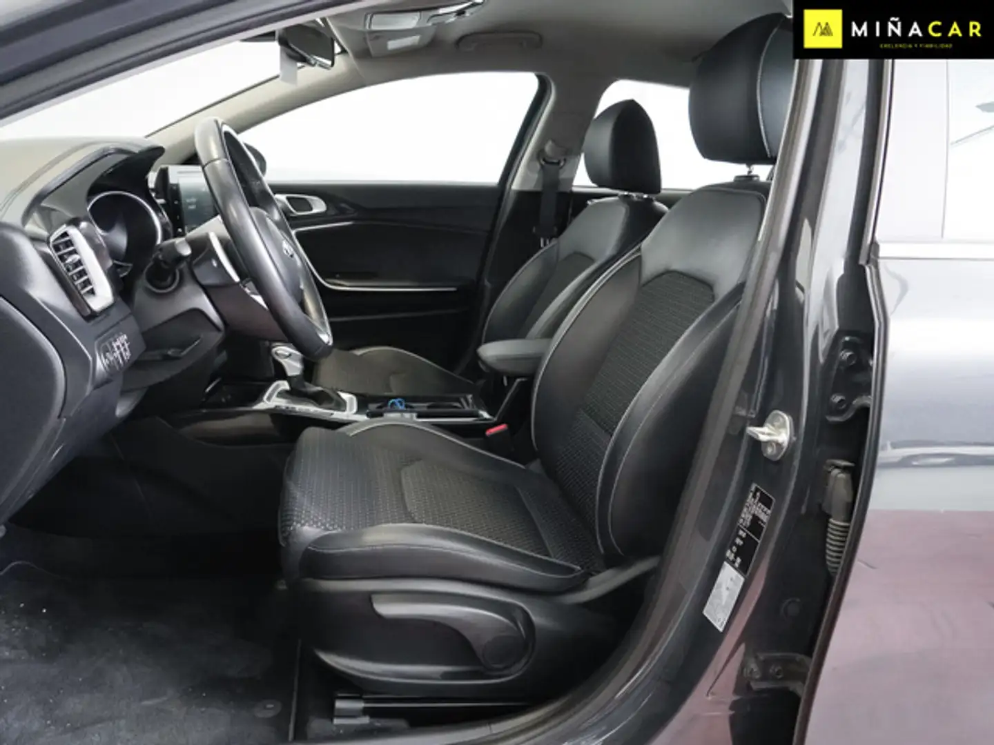 Kia XCeed 1.6 PHEV eDrive Aut. Grigio - 2