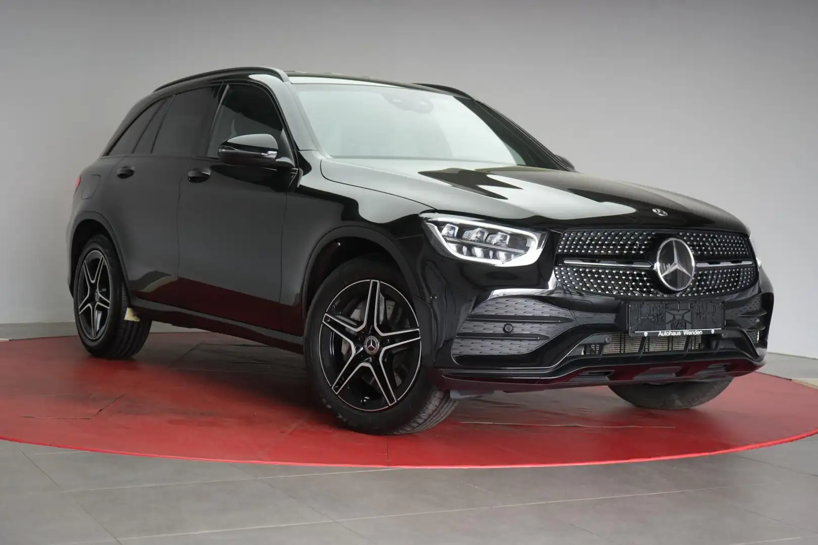 Mercedes-Benz GLC 300 4Matic 9G-Tronic AMG Navi/Distronic/Kame Schwarz - 1
