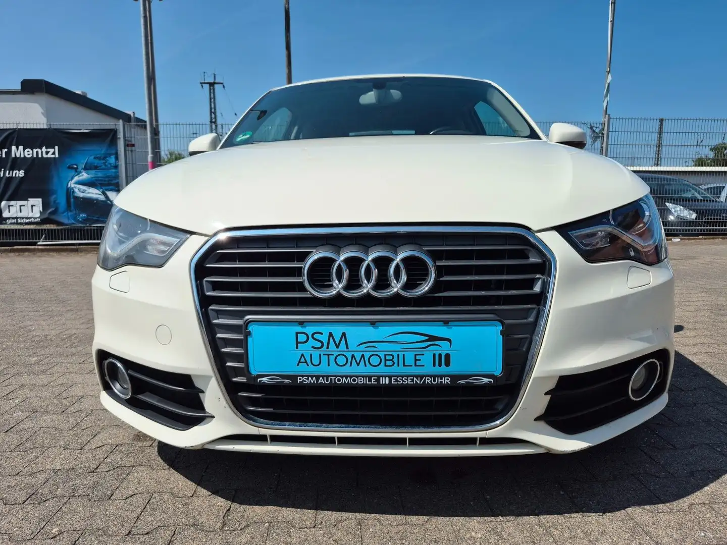 Audi A1 Klimaautomatik Sitzheizung PDC Weiß - 2