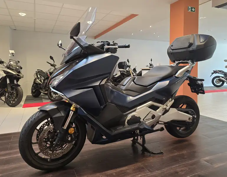 Honda Forza 750 - foto 4