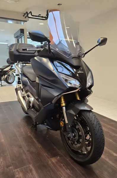 Honda Forza 750 - foto 6