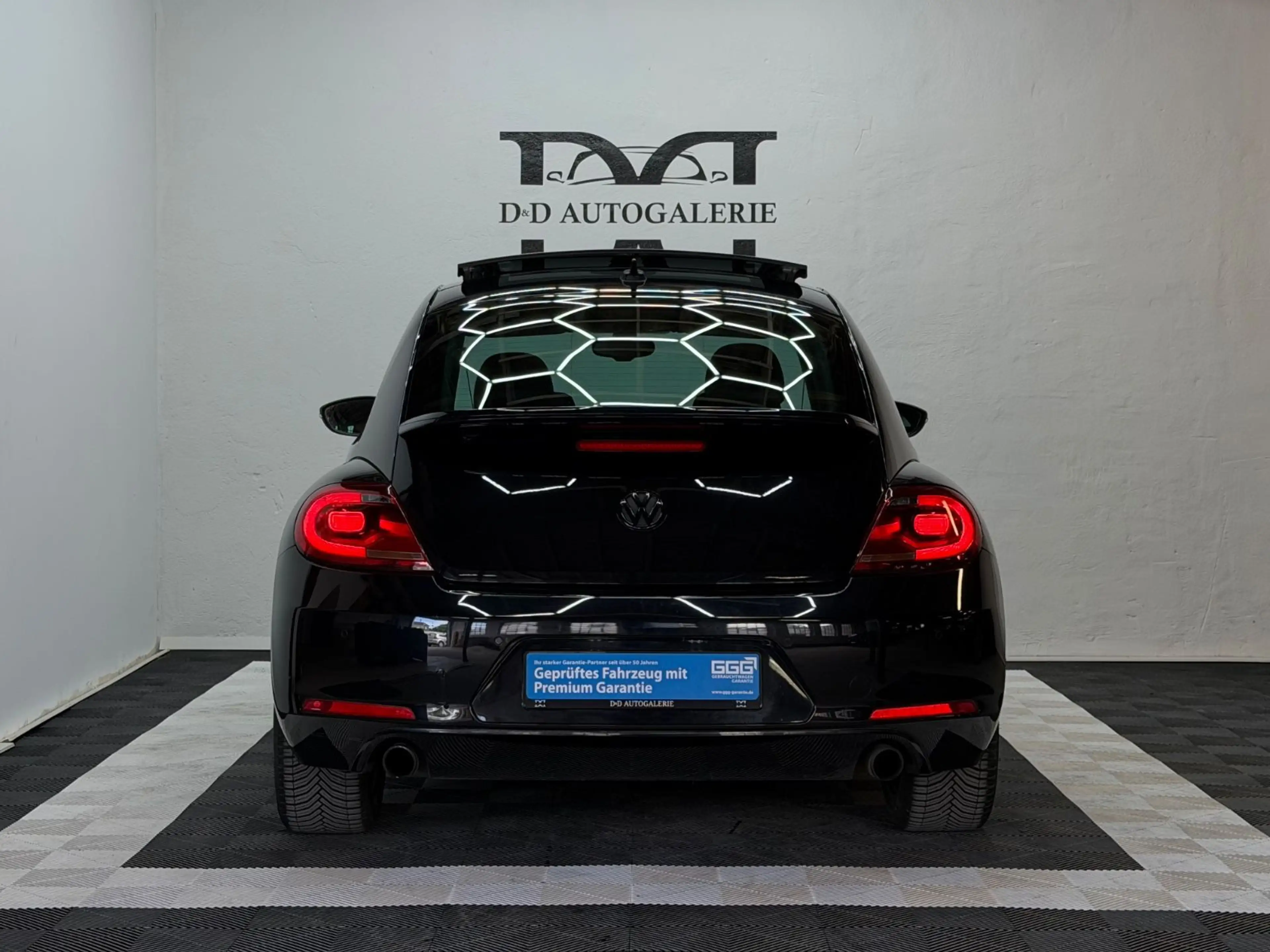 Volkswagen Beetle Sport|Pano|Navi|BI-Xenon|Keyless|39.800Km — photo 6