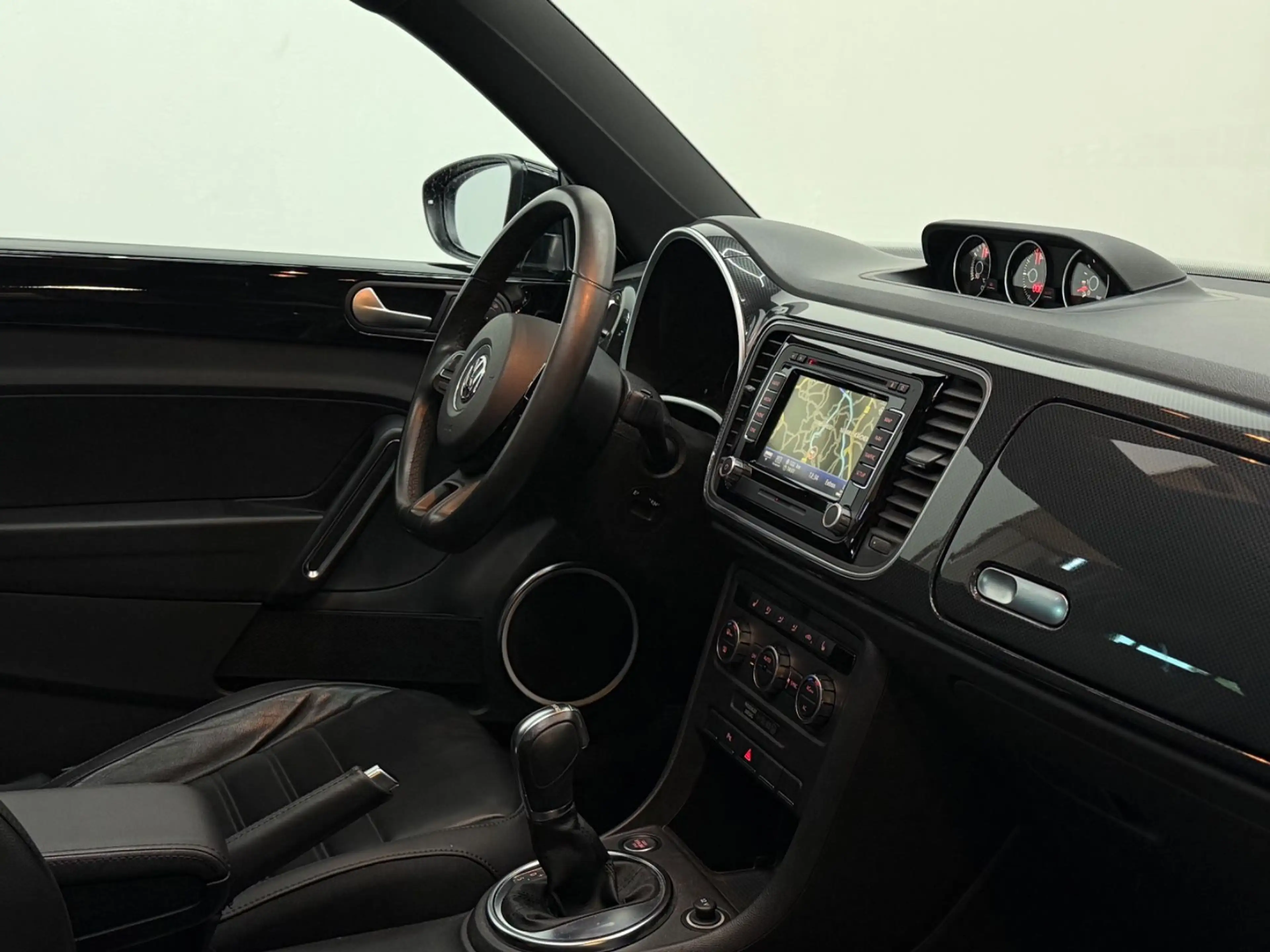 Volkswagen Beetle Sport|Pano|Navi|BI-Xenon|Keyless|39.800Km — photo 11