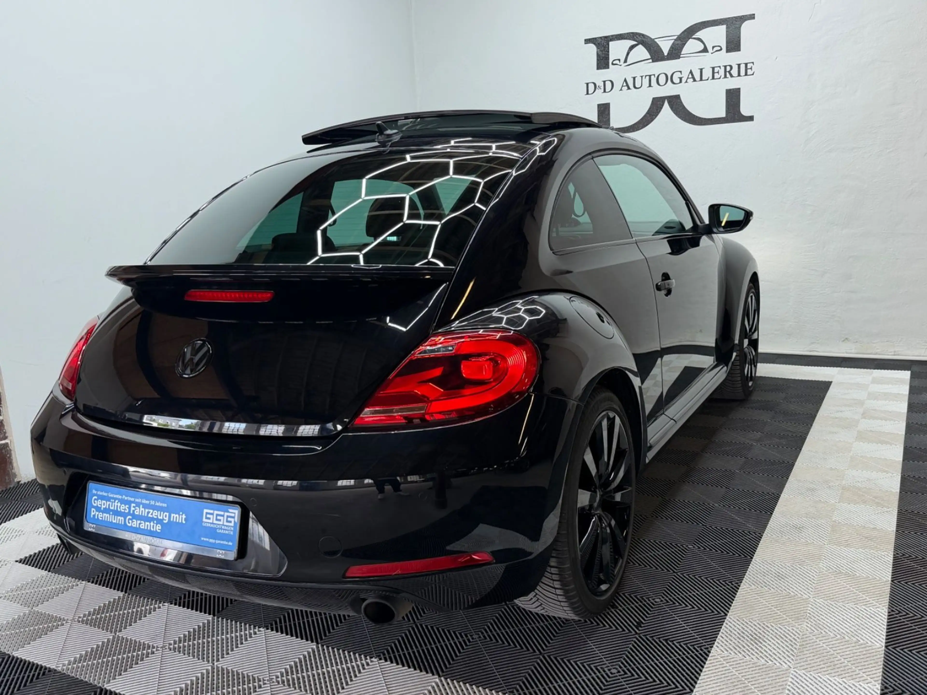 Volkswagen Beetle Sport|Pano|Navi|BI-Xenon|Keyless|39.800Km — photo 7