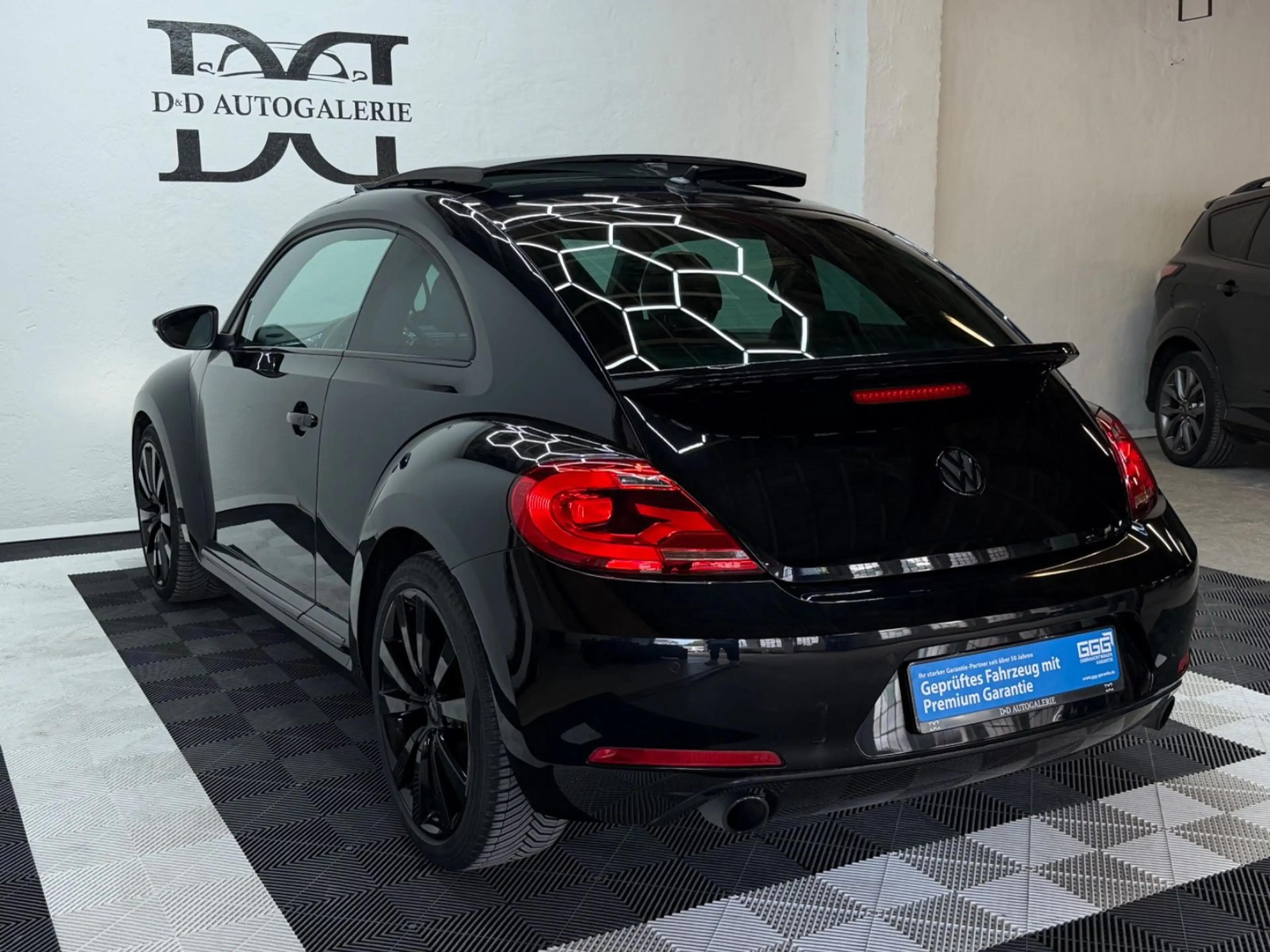 Volkswagen Beetle Sport|Pano|Navi|BI-Xenon|Keyless|39.800Km — photo 5