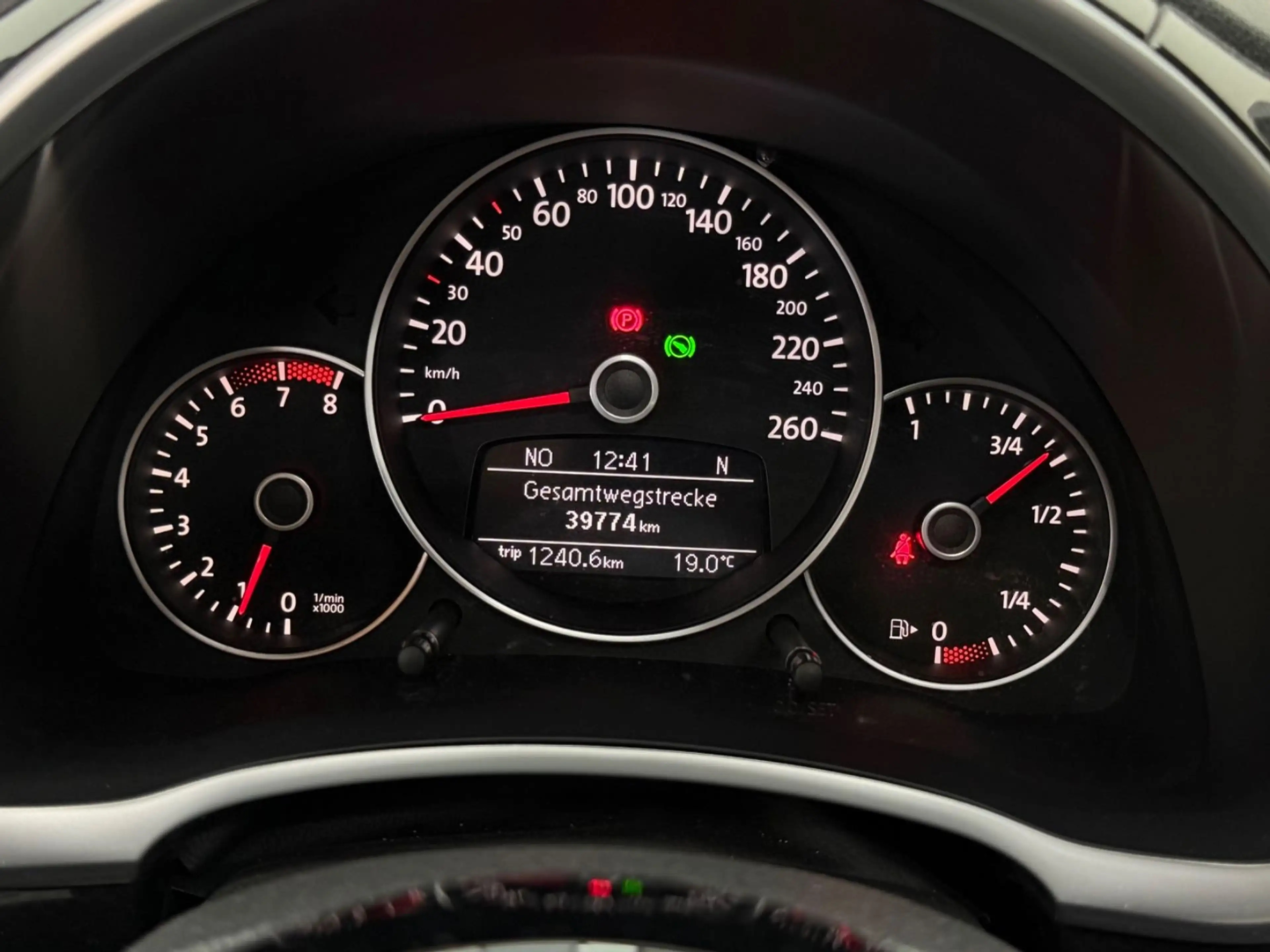 Volkswagen Beetle Sport|Pano|Navi|BI-Xenon|Keyless|39.800Km — photo 15
