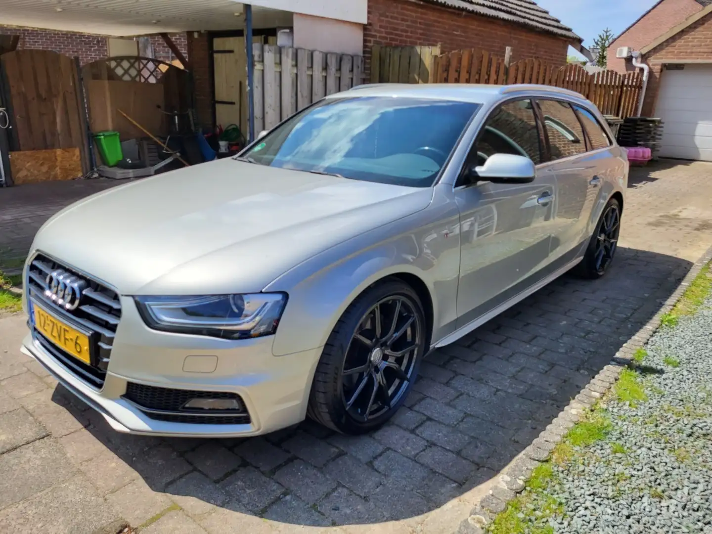 Audi A4 1.8 TFSI S Edition Zilver - 1