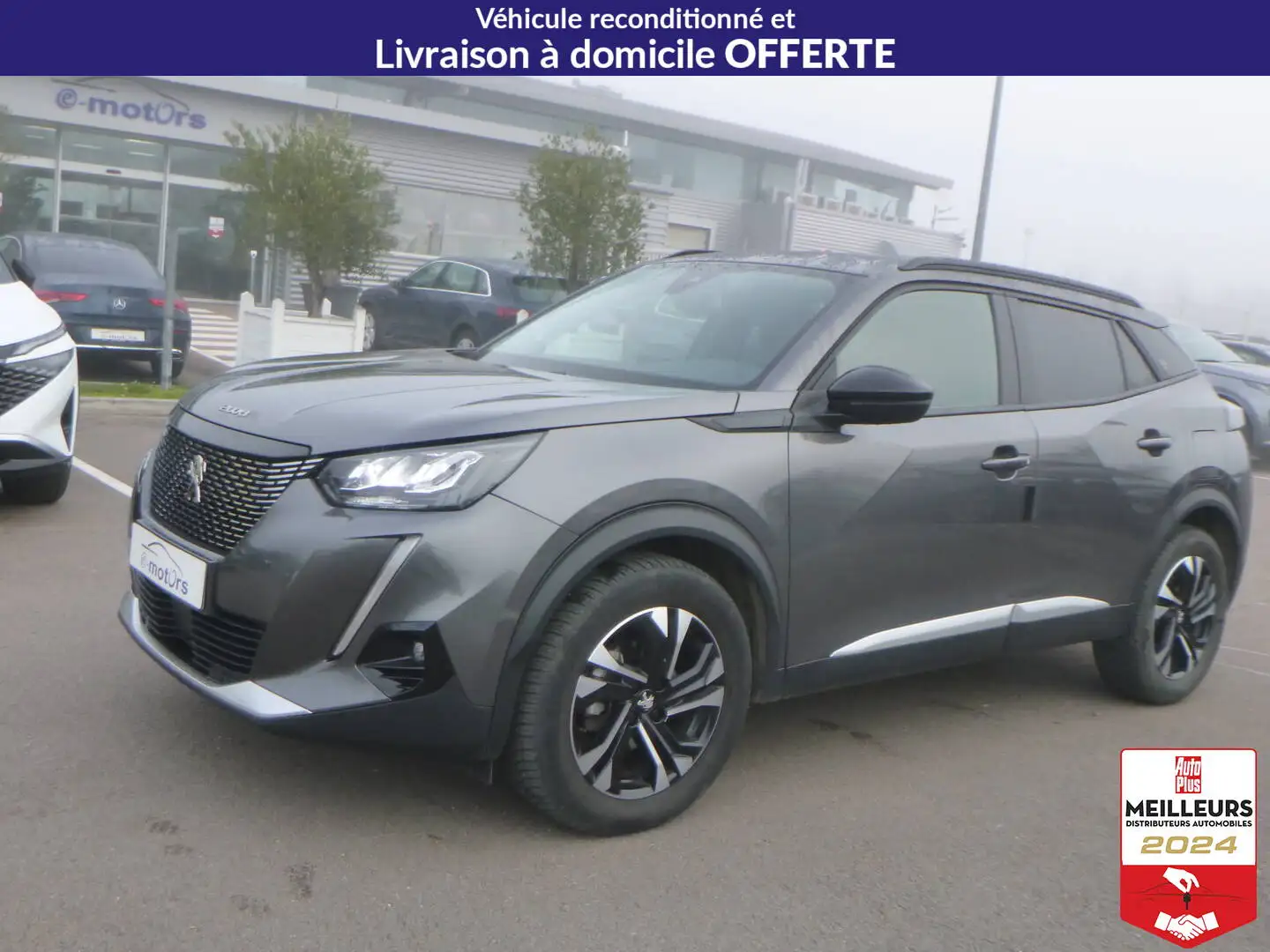 Peugeot 2008 PureTech 130 S\u0026S EAT8 - Roadtrip Grau - 1