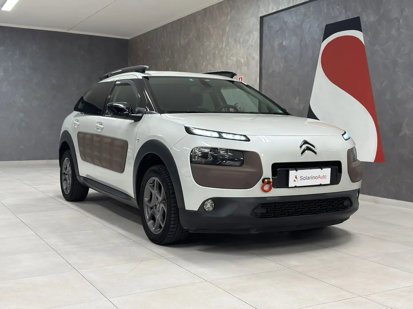 Citroen C4 C4 Cactus 1.2 puretech Shine 82cv-Impianto GPL Beige - 1