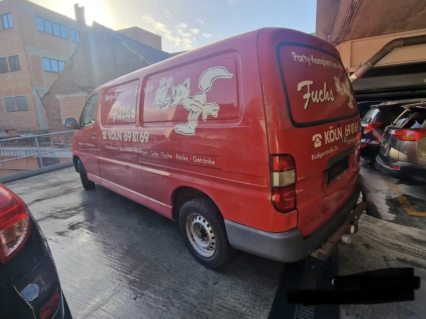 Toyota Hiace 2.4 D FRIGO Long Chassis Luxe Dble Cab. - 2