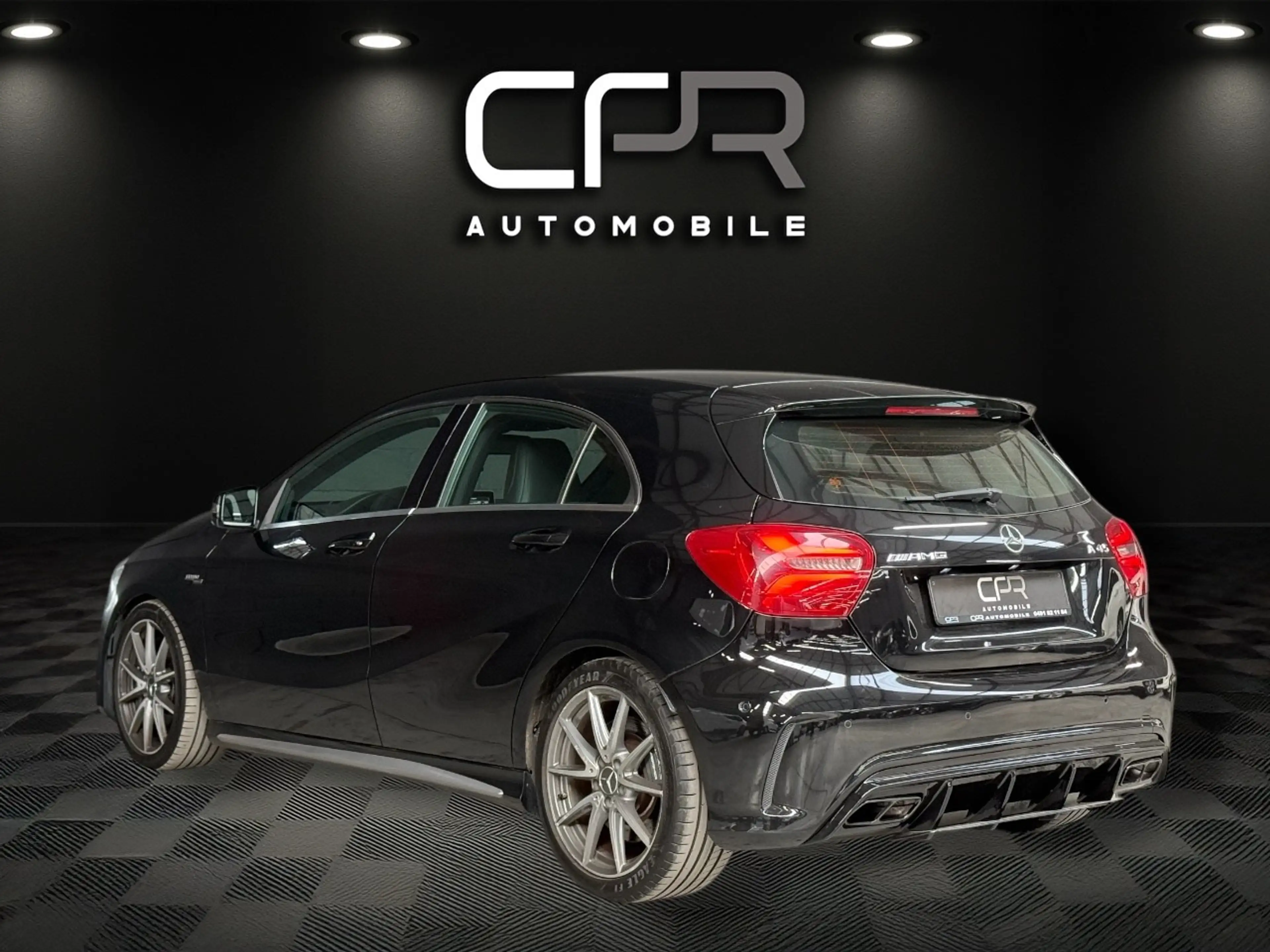 Mercedes-Benz A 45 AMG 4-Matic * FACELIFT * GPS * CLIM AUTO * RADAR AV/AR — photo 6