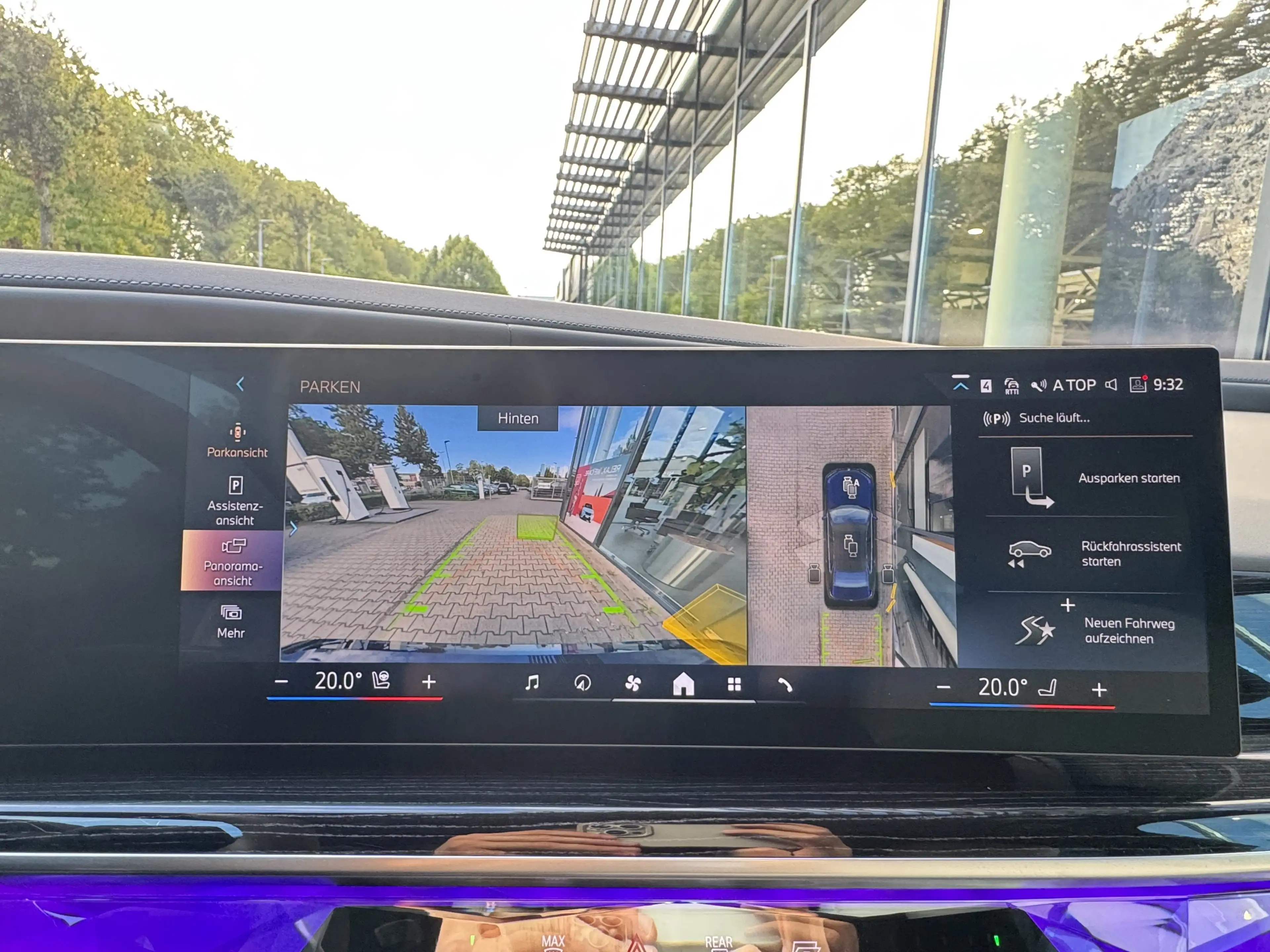 BMW i7 xDrive60 M Sport B&W AHK TV Lounge Pano Massage — photo 13