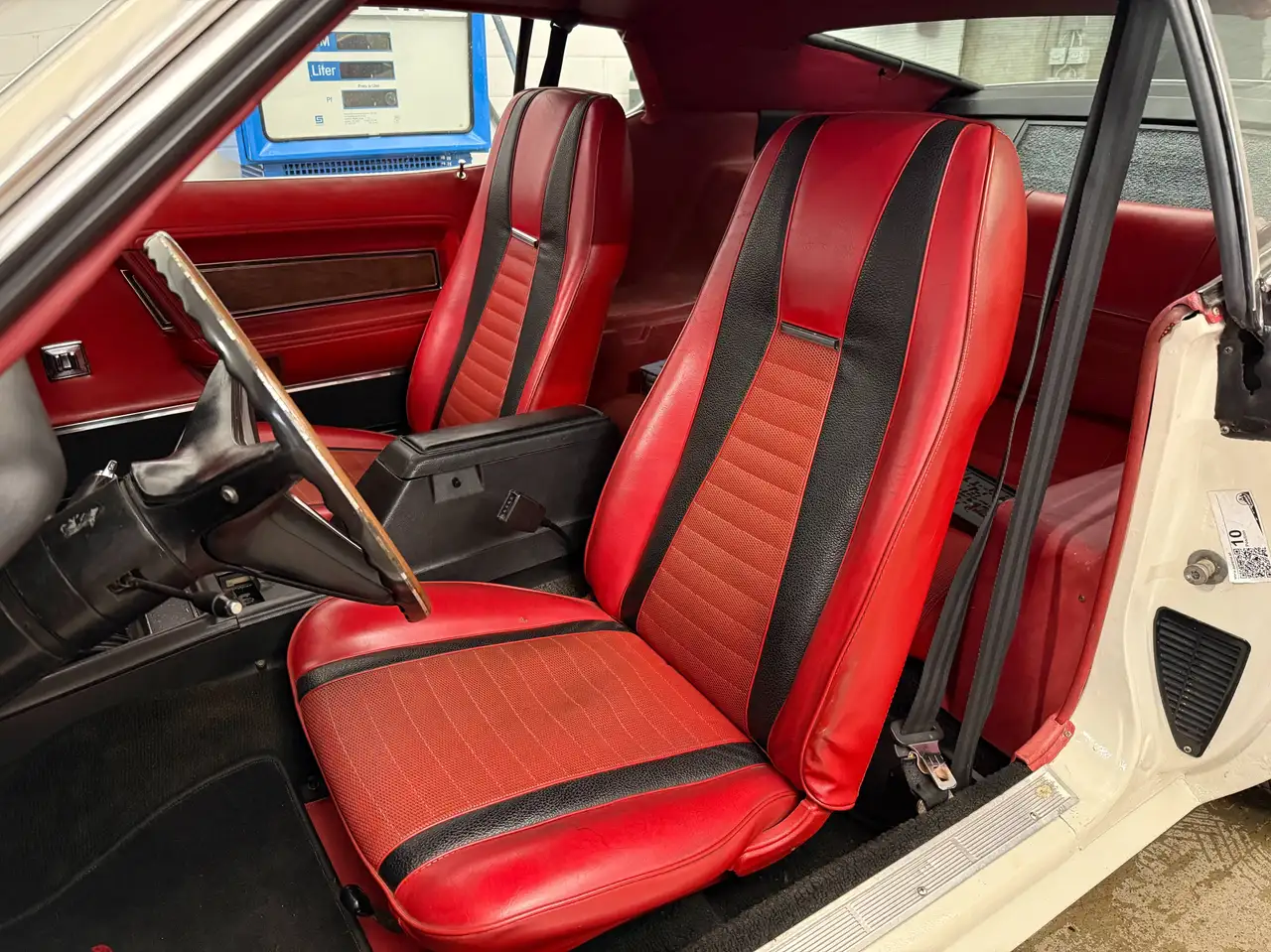 Ford Mustang Mach 1, foto 7