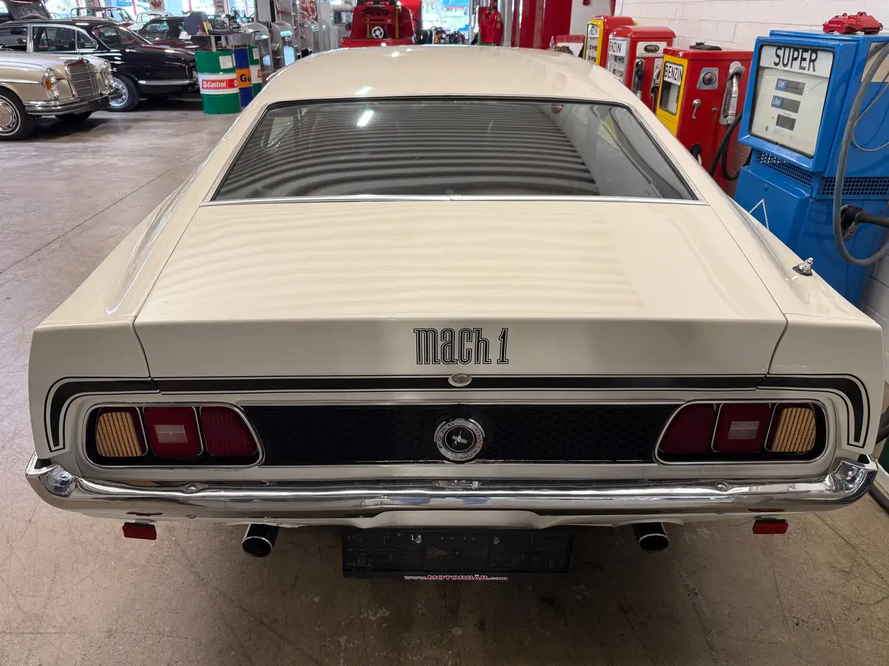 Ford Mustang Mach 1, foto 12