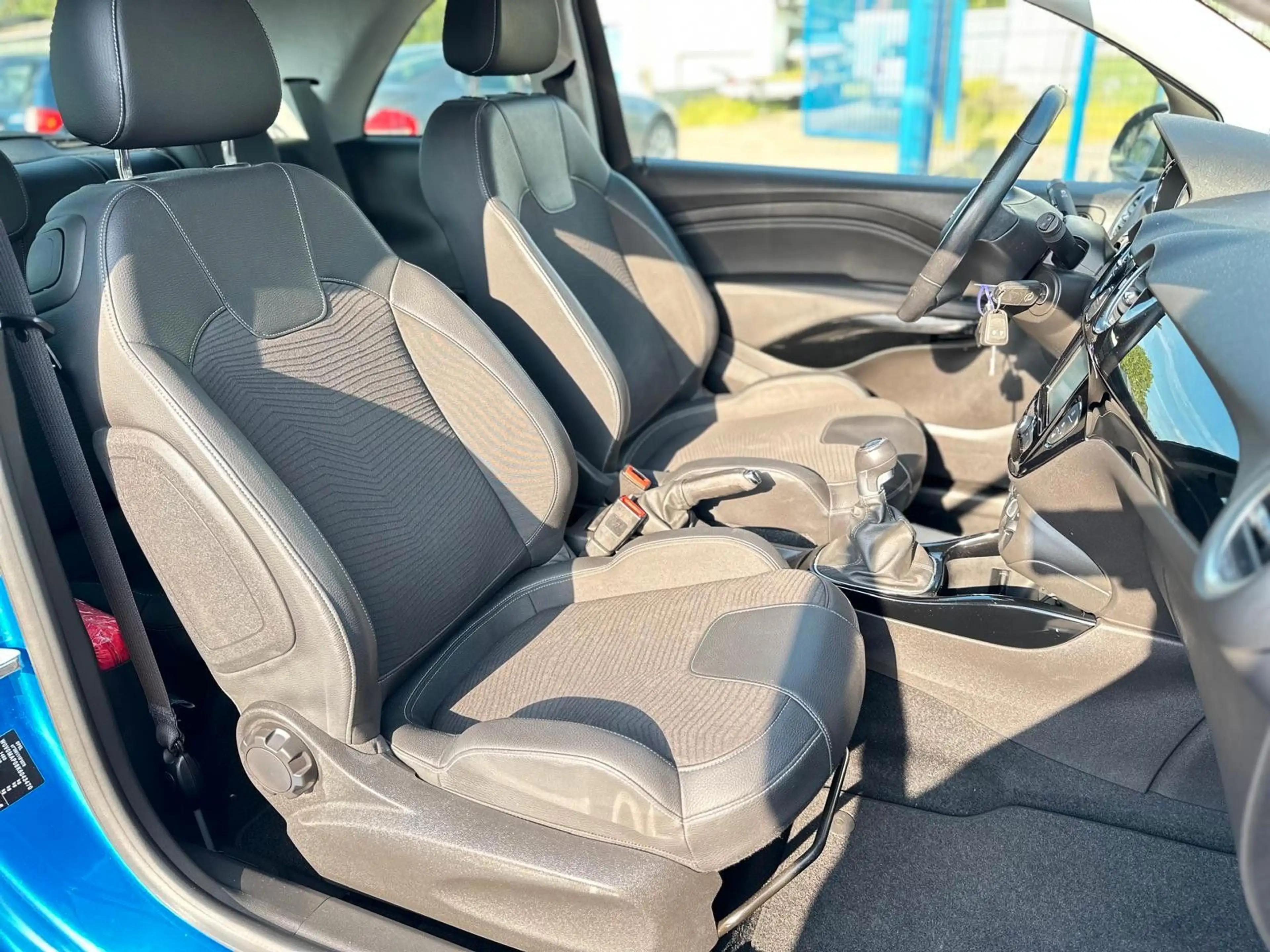Opel Adam 120 Jahre 1.4 SHZ*LHZ*PDC*CarPlay*2.Hand — photo 9