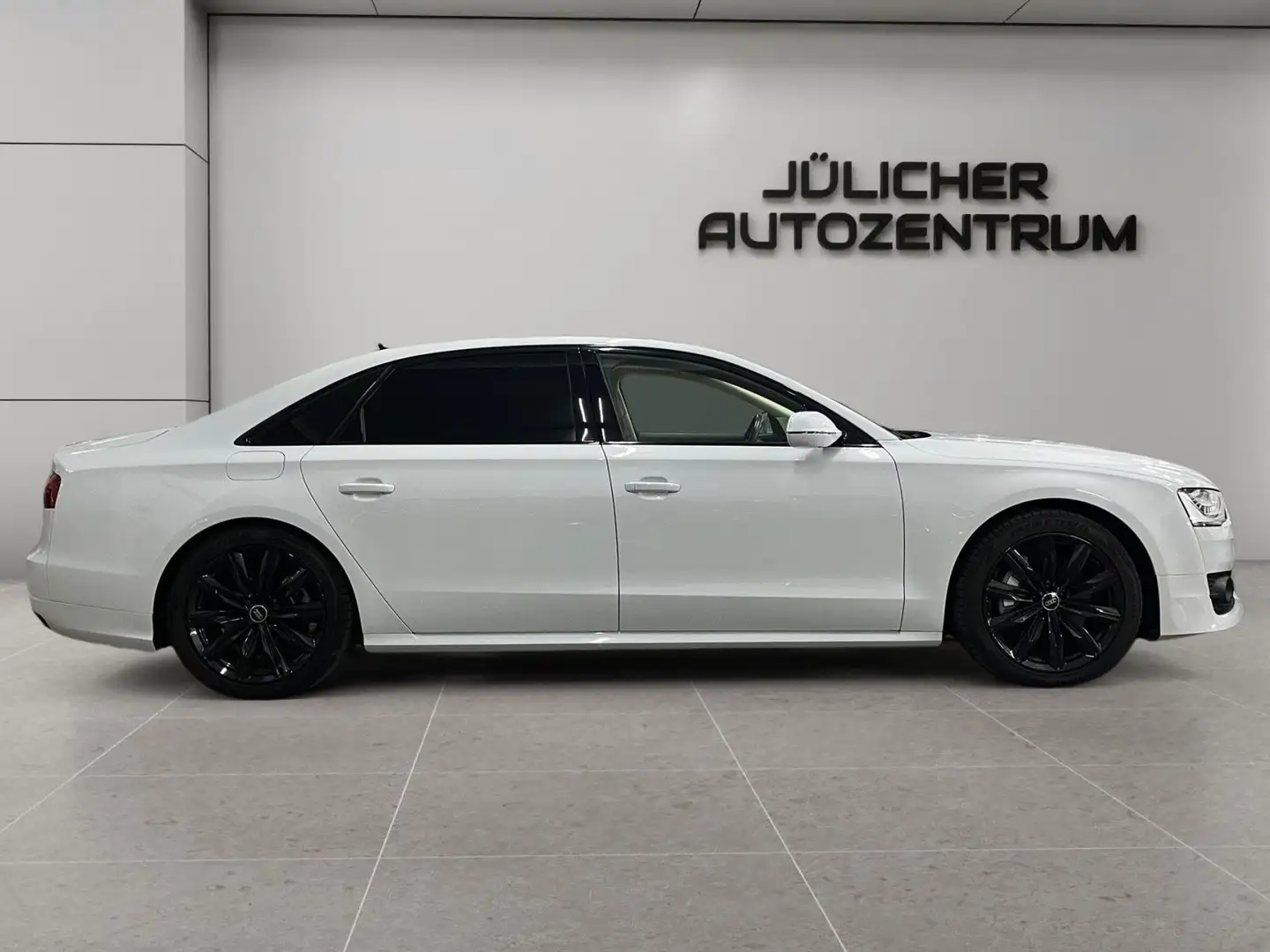 Audi A8 L 55 TFSI tiptronic quattro, 1 Jahr Garantie Weiß - 2