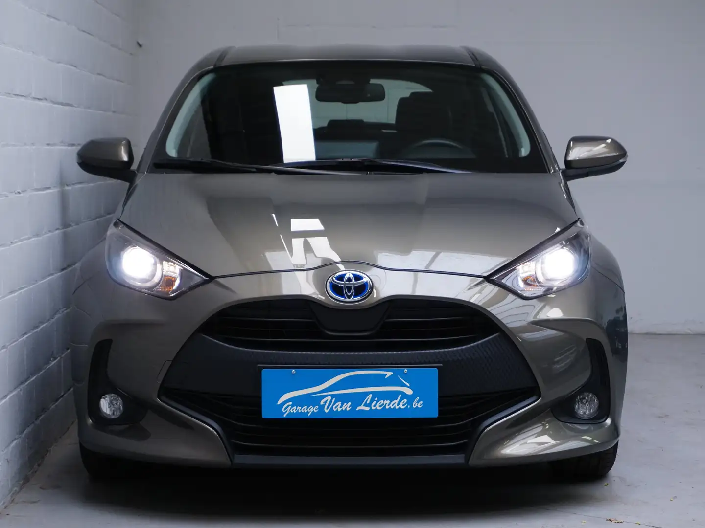 Toyota Yaris 1.5i VVT-i Hybrid E-CVT Elegant -Zetelvw-Apple Car Bronzo - 2