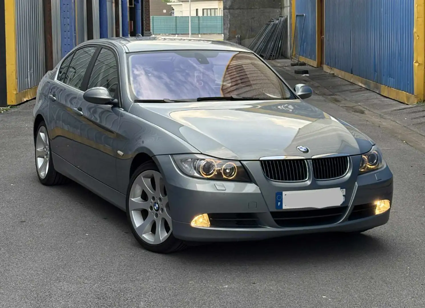 BMW 325 325xi 218ch - 1