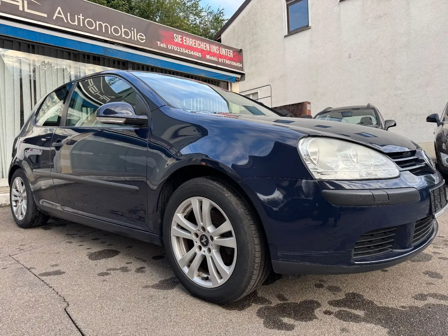 Volkswagen Golf 1.4 FSI Trendline Blau - 2
