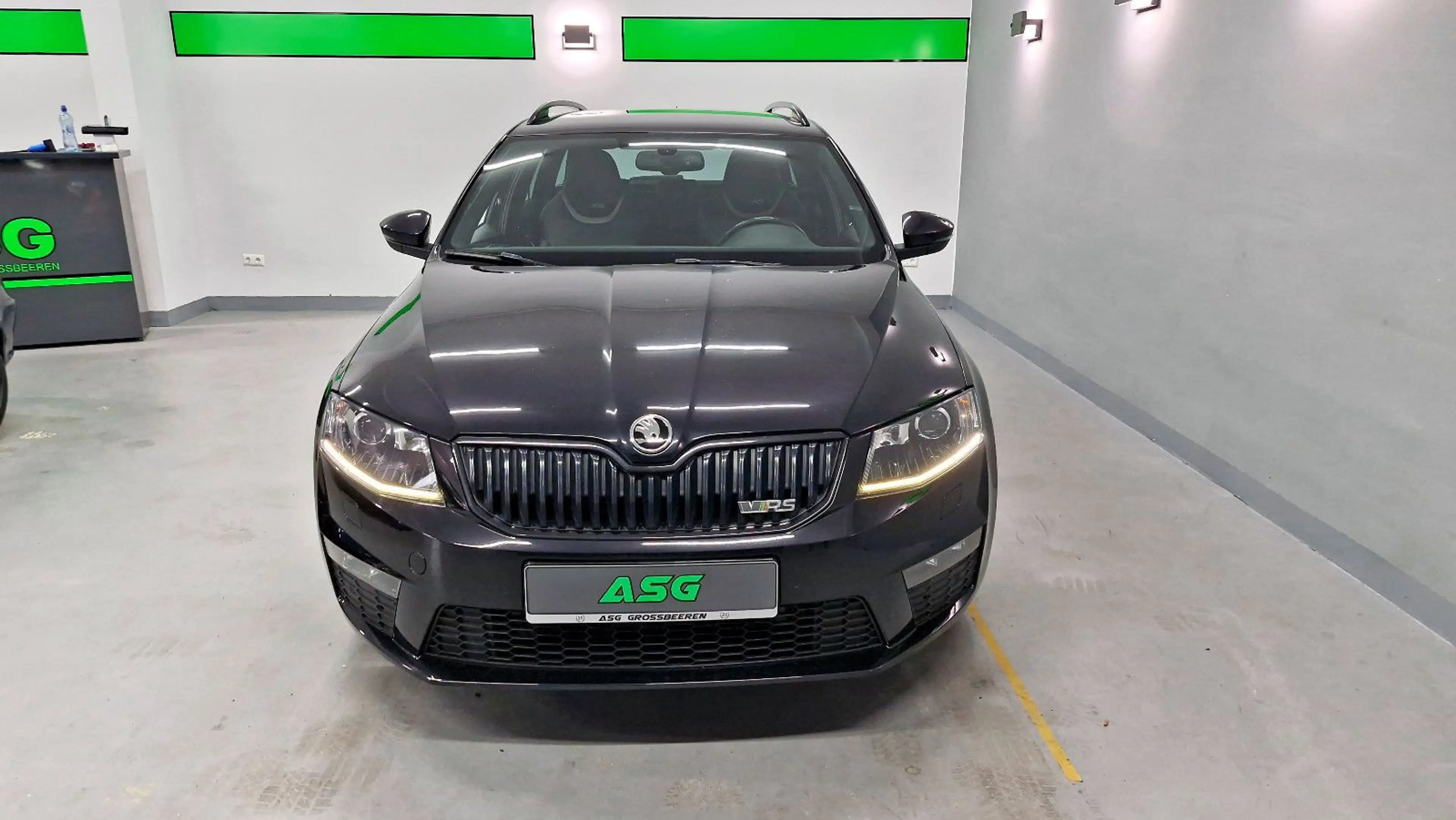 Skoda Octavia Combi RS — photo 2