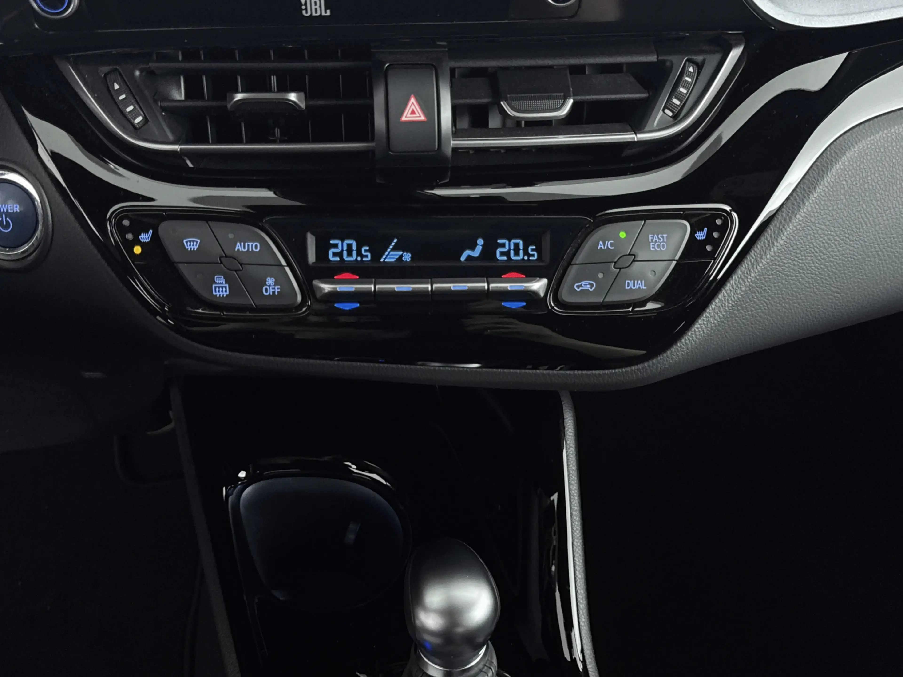 Toyota C-HR 2.0 Hybrid Style | Dealer onderhouden | LED PACK | — photo 11