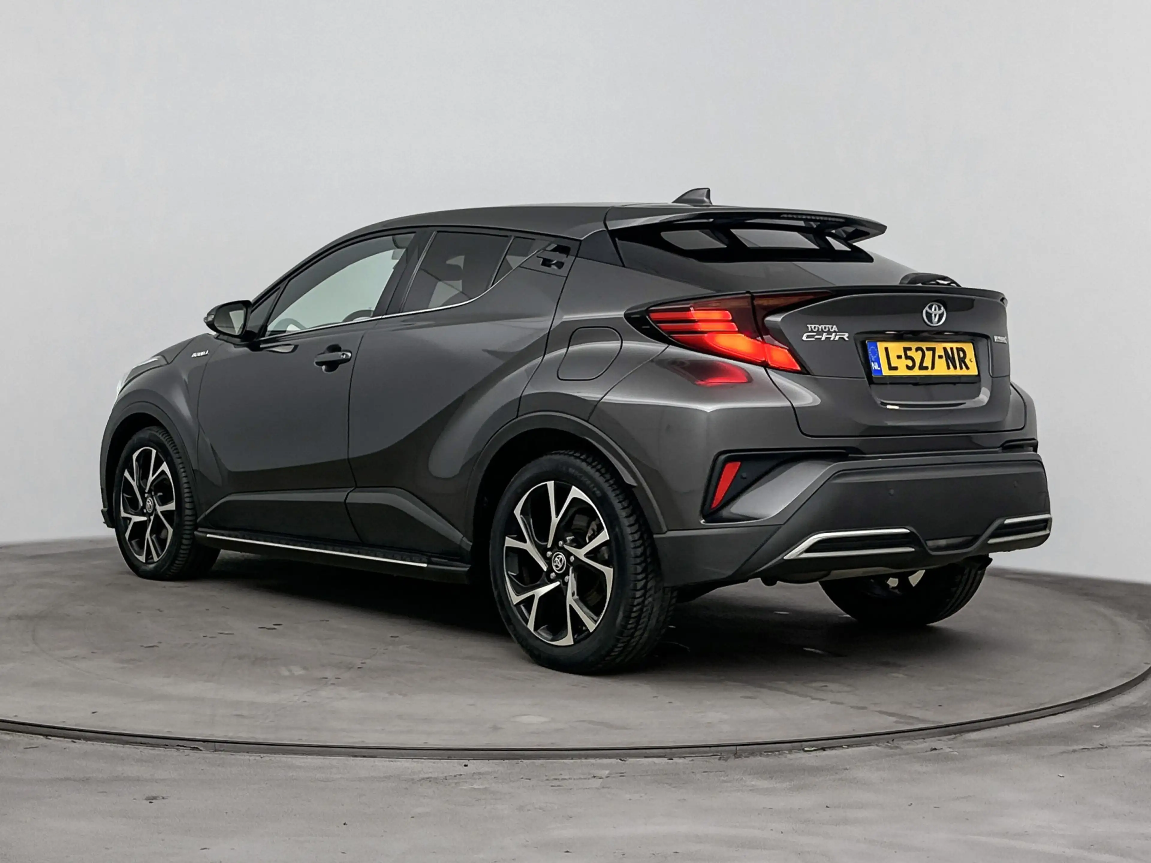 Toyota C-HR 2.0 Hybrid Style | Dealer onderhouden | LED PACK | — photo 15