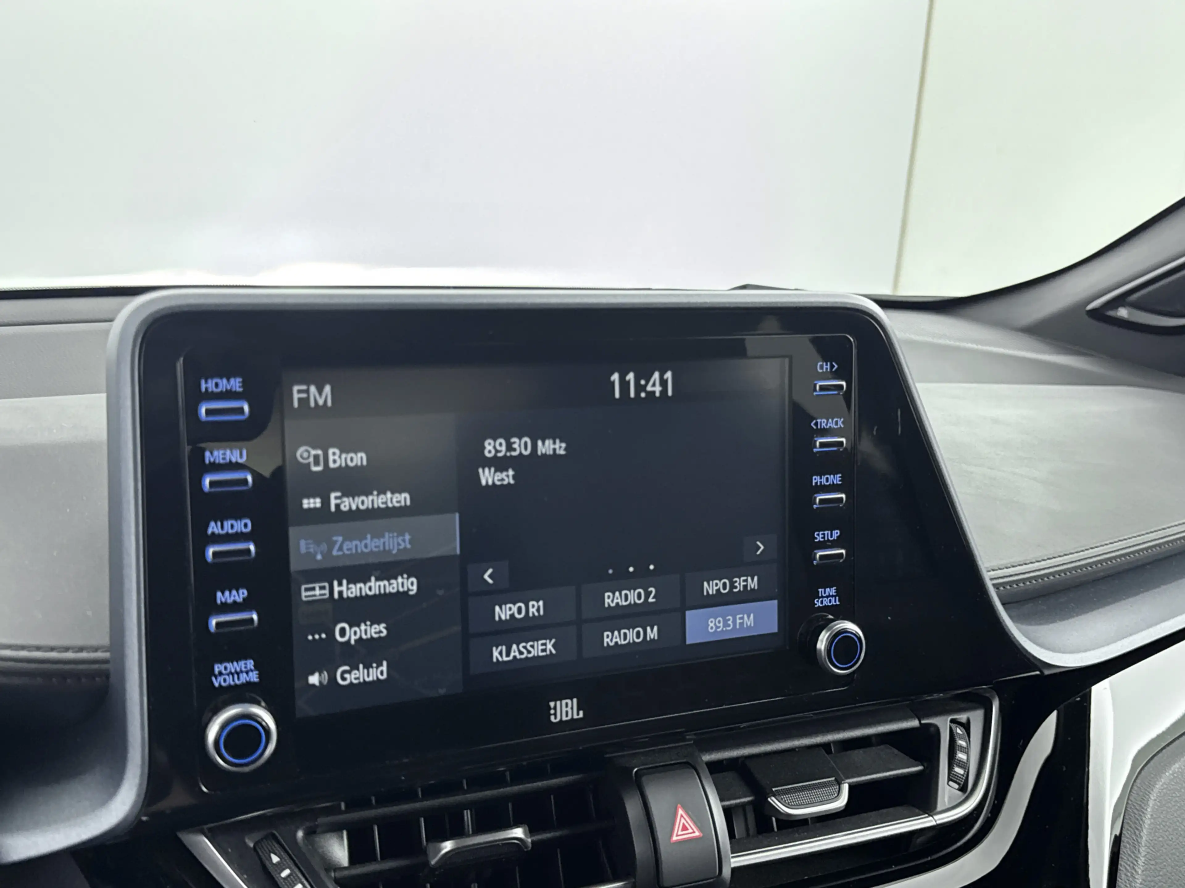 Toyota C-HR 2.0 Hybrid Style | Dealer onderhouden | LED PACK | — photo 10