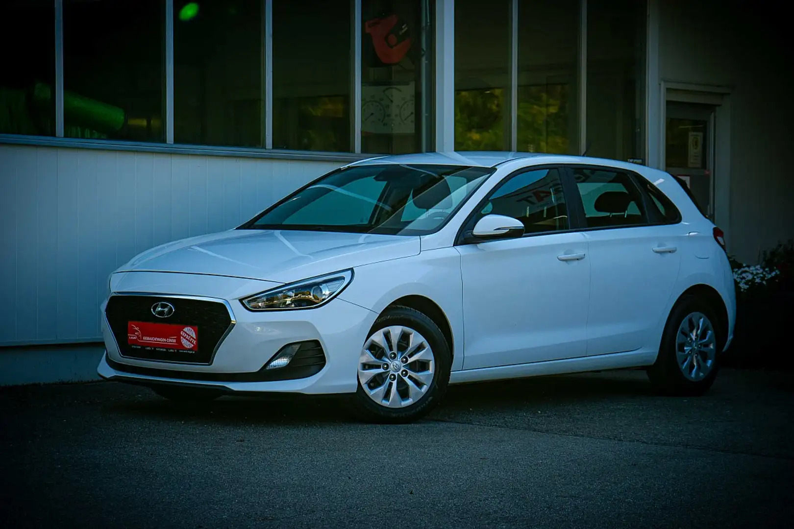 Hyundai i30 1,4 MPI GO! Blanc - 2