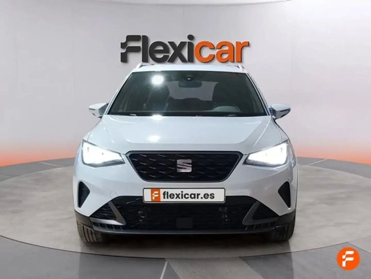 SEAT Arona 1.0 TSI S&S FR XM Edition 110 Blanco - 2