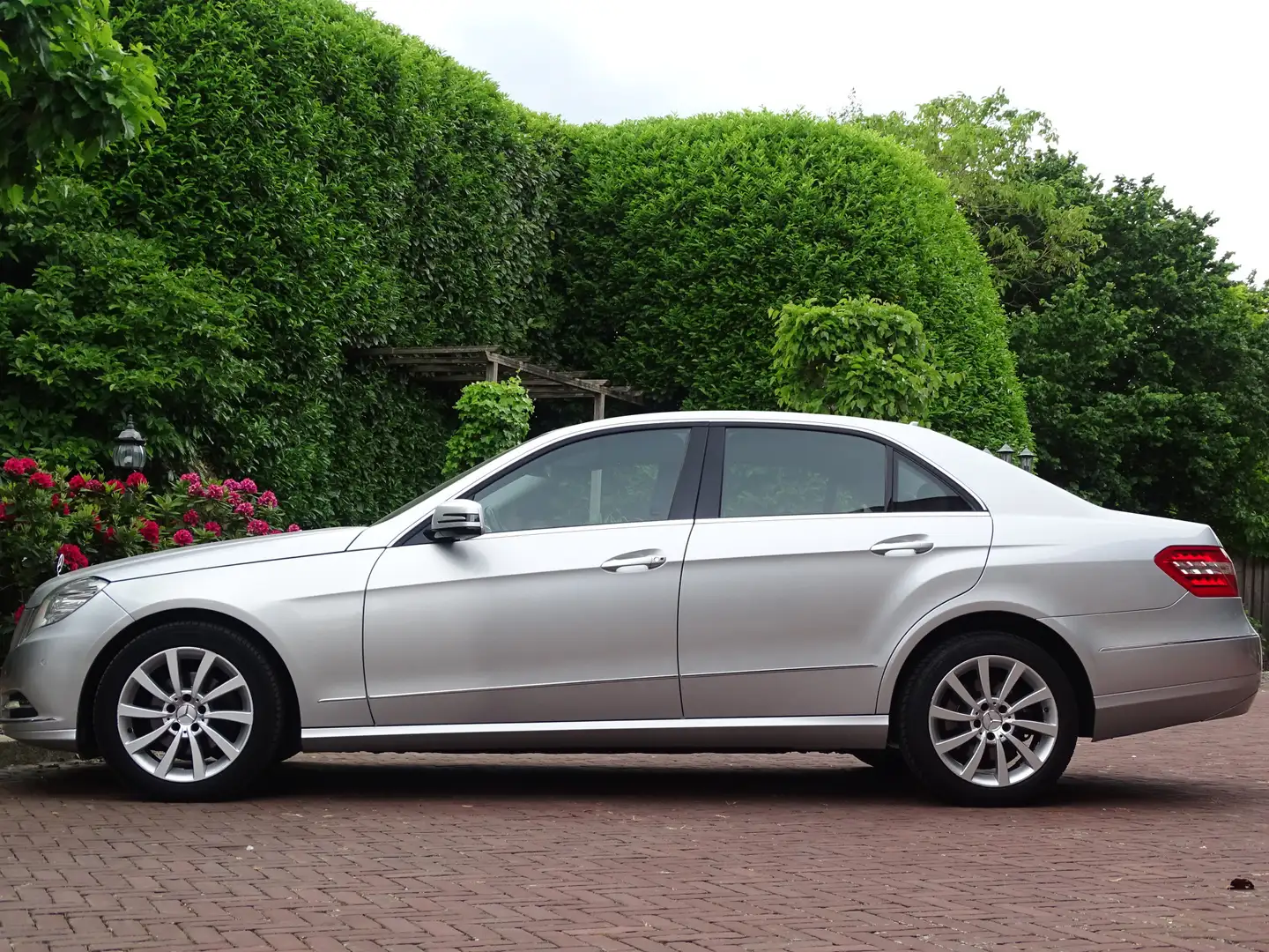 Mercedes-Benz E-klasse 2.2 CDI sedan weinig km, NAP i.z.g.st. Gris - 2