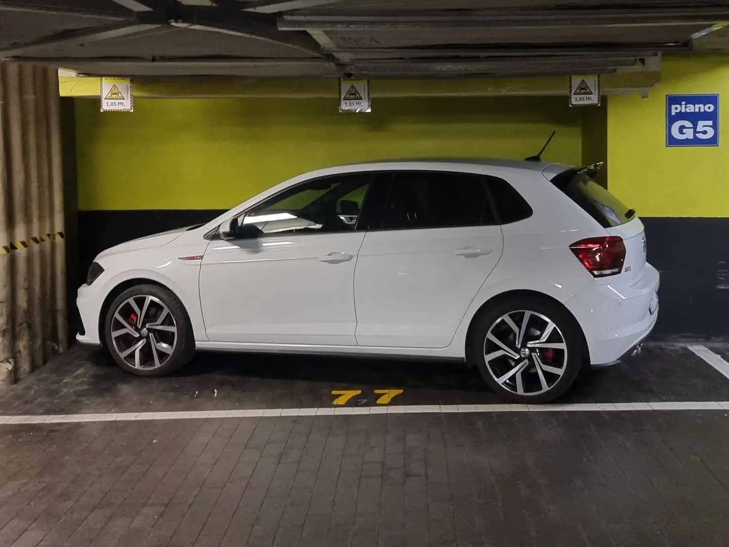 Volkswagen Polo GTI Polo VI 2017 5p 2.0 tsi 200cv dsg Bianco - 2