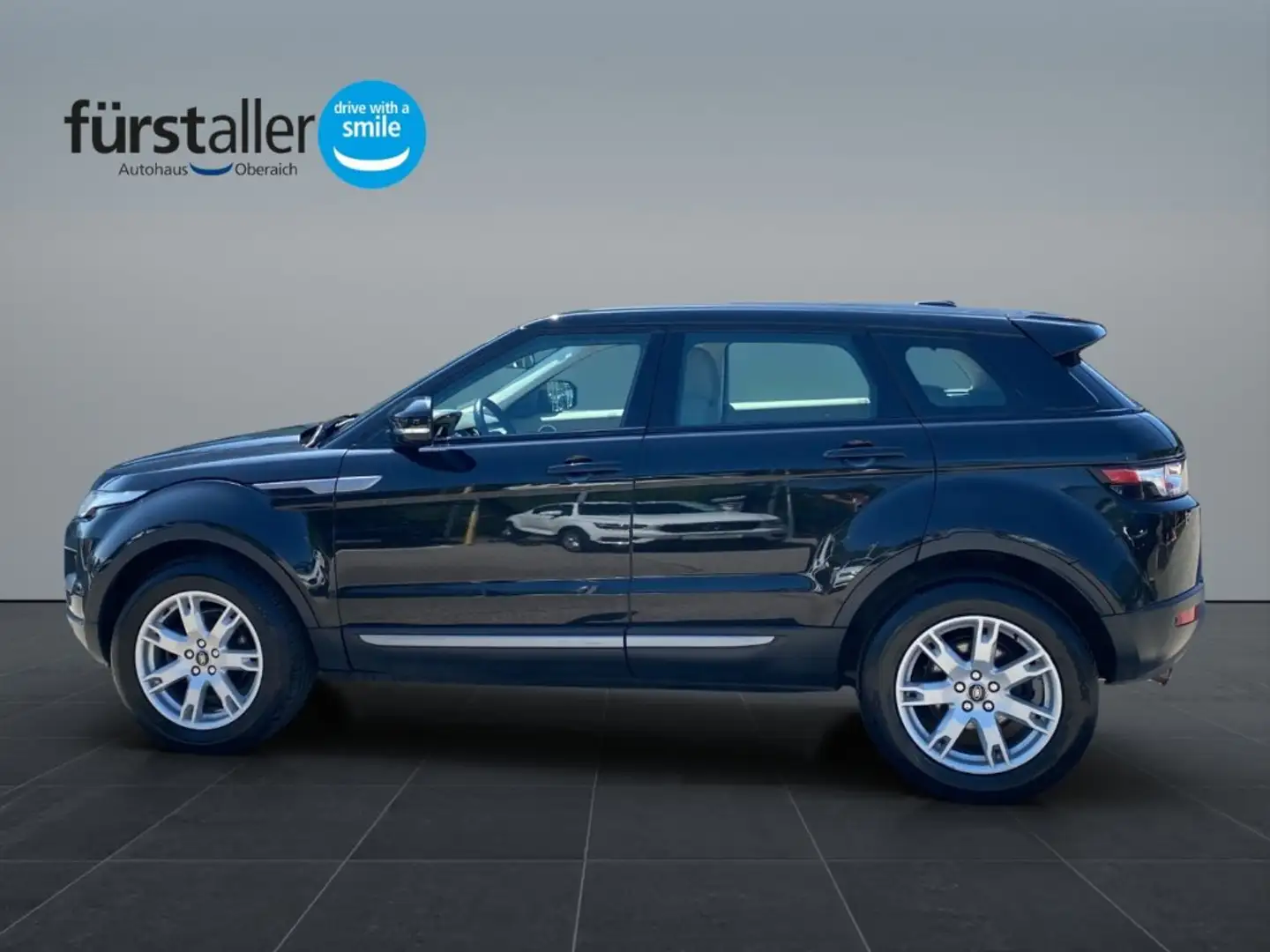 Land Rover Range Rover Evoque Pure 2,2 TD Schwarz - 2
