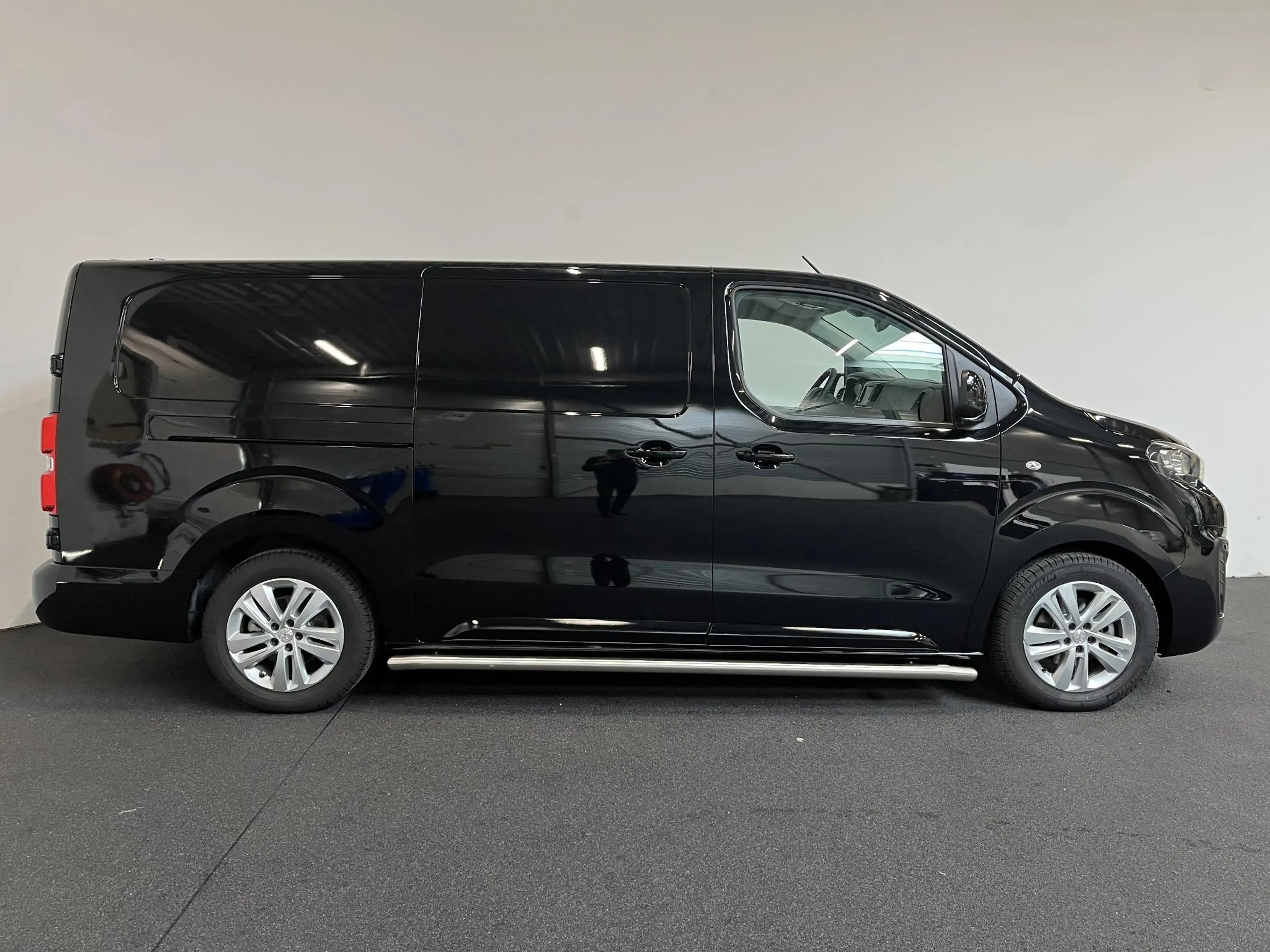 Peugeot e-Expert Long Premium 75 kWh 3-zits Automaat Airco Navigati — photo 9