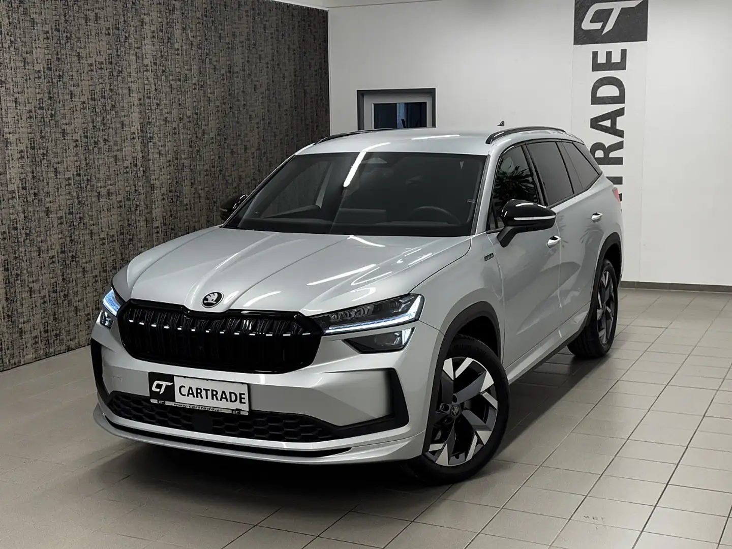 Skoda Kodiaq 2,0 TDI Sportline DSG /MATRIX-LED/ ACC/ NAVI/SP... Argent - 2
