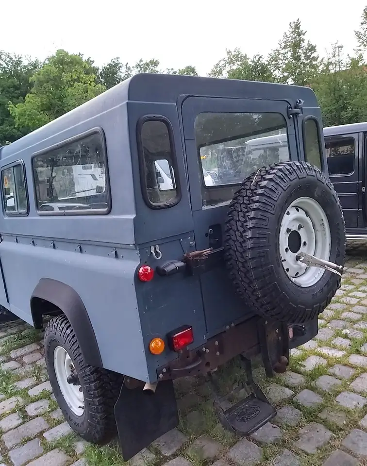 Land Rover Defender 110 3,5 V8, foto 4