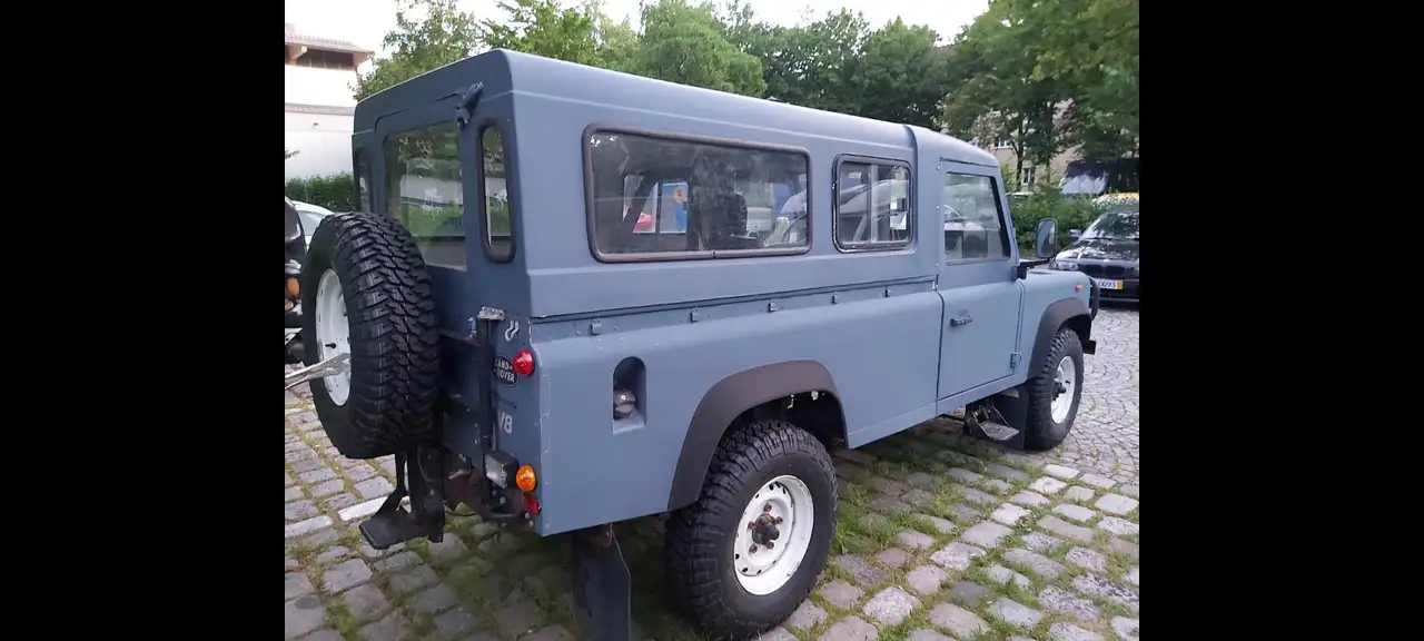 Land Rover Defender 110 3,5 V8, foto 3