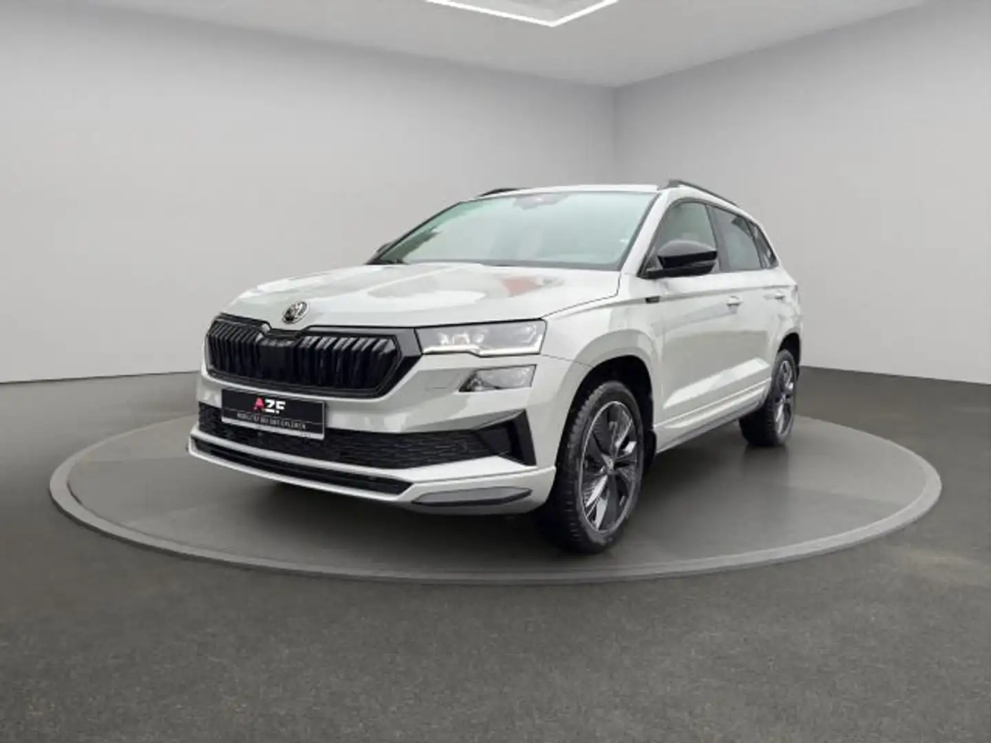 Skoda Karoq Sportline 1.5 TSI DSG ACC+AHK+LED+RFK Grau - 2