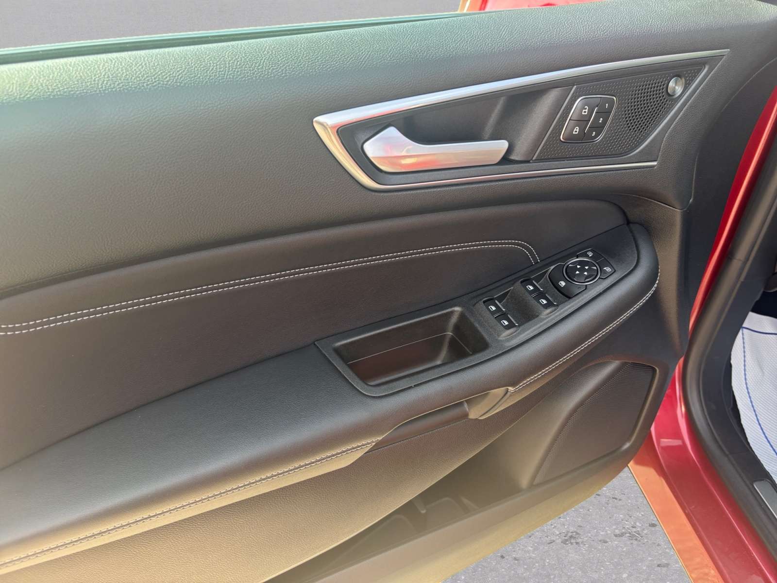 used 2021 Ford Edge car, priced at $27,988