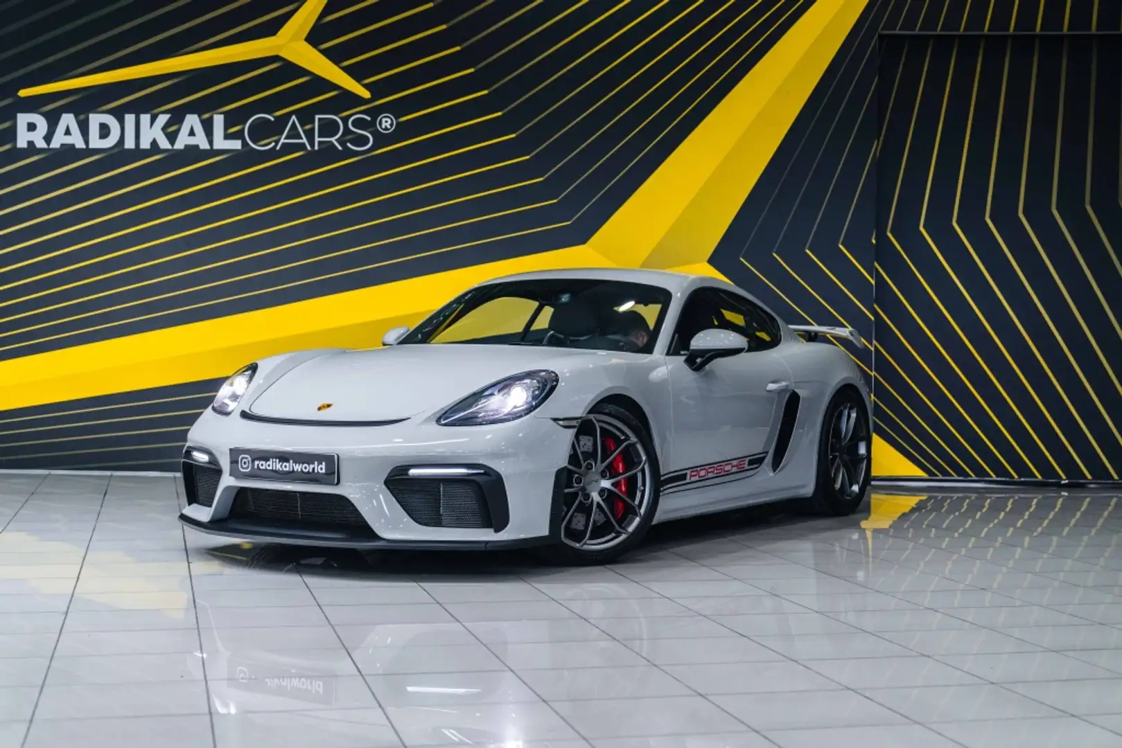 Porsche Cayman GT4 Gris - 1