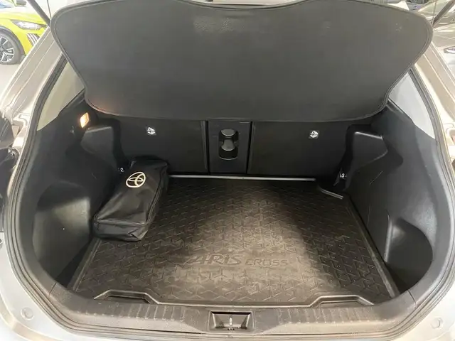 Toyota Yaris view 9
