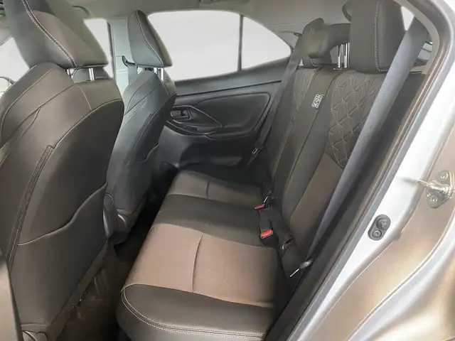 Toyota Yaris view 8