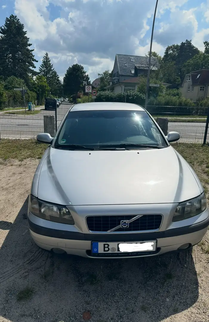 Volvo S60 2.4 Premium ~ AUTOMATIK ~ HU bis 09/2026 Plateado - 1